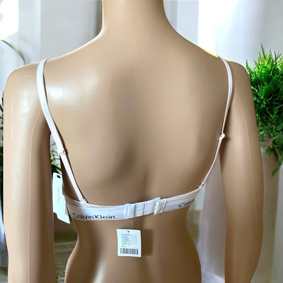 New Calvin Klein Modern Pink Velvet Triangle Bra - Picture 14 of 16